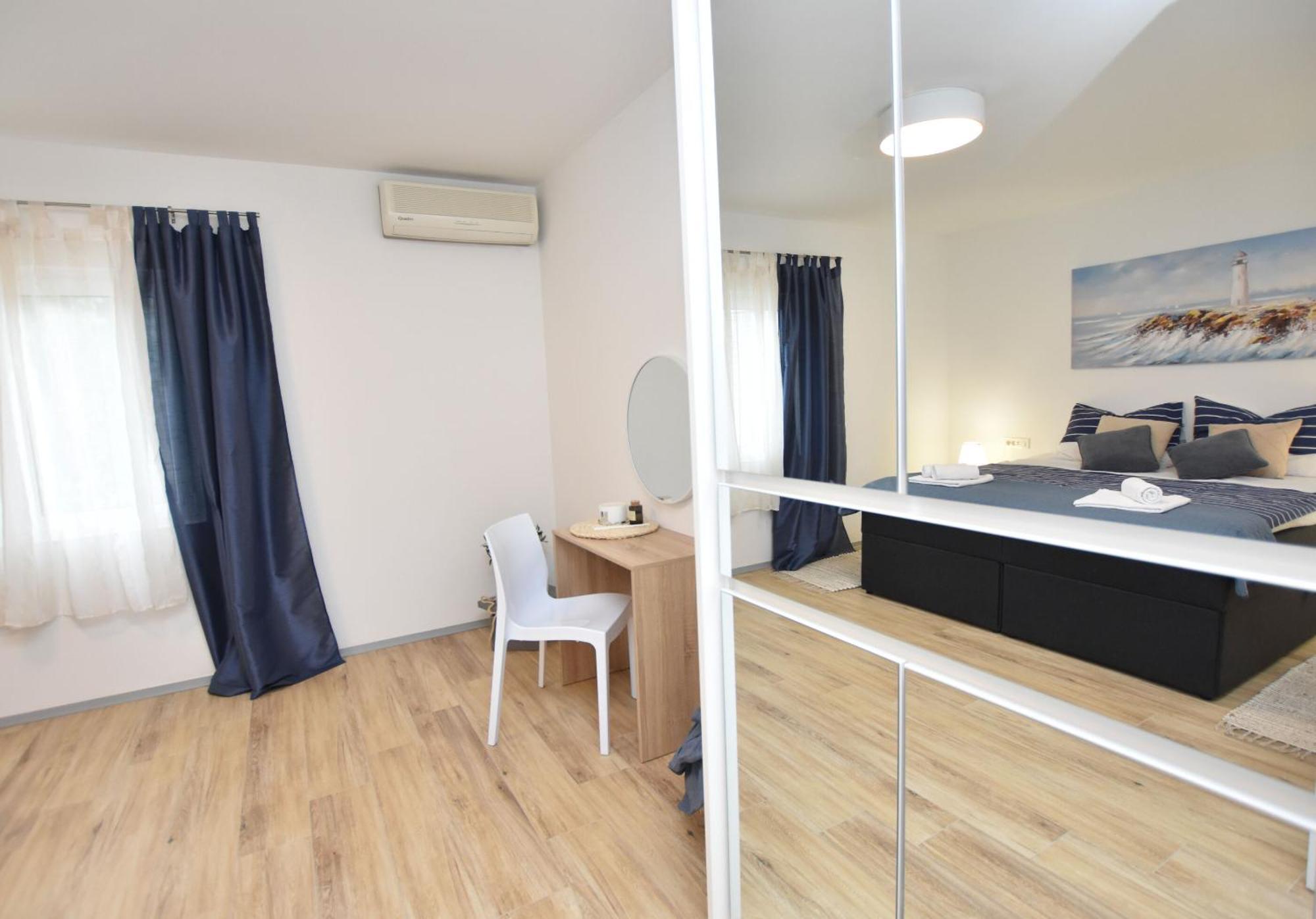 Apartment Palcic Примоштен Экстерьер фото